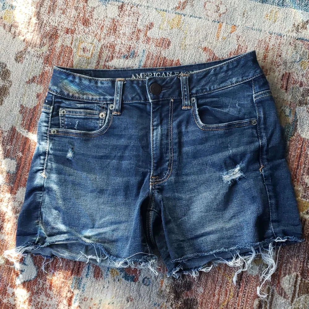 American Eagle Denim Shorts - Picture 1 of 4